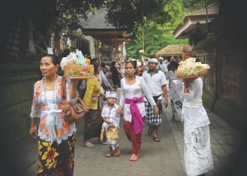 Tirta Empul, Tempat Mensucikan Diri