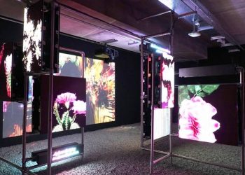 Rangkaian Kegiatan Seni OLED-Inspired Art di London