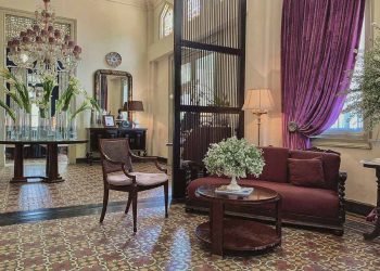 De-SOEMATRA Function House Boutique