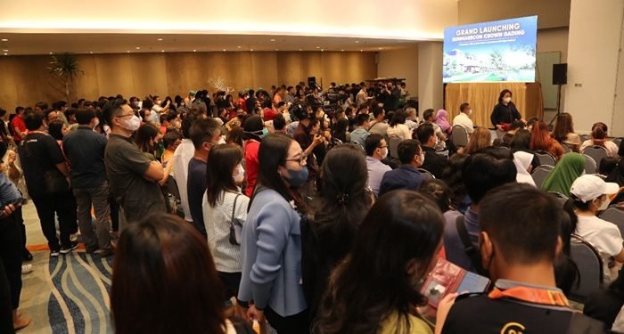 Summarecon Crown Gading Diminati Konsumen