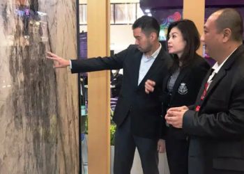 Sandimas Luncurkan Granite Tile Ukuran Besar di  Indobuildtech Expo 2022.