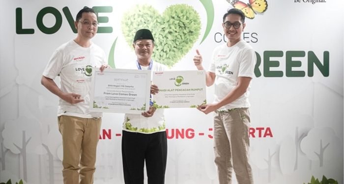 Sharp Gaungkan Kampaye Pelestarian Lingkungan ke Siswa Sekolah