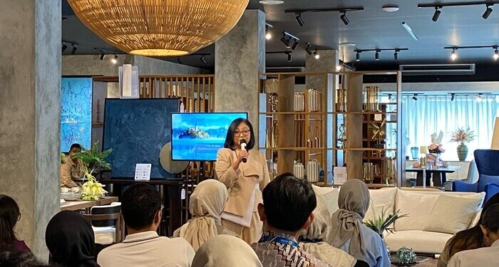 “Tropical Harmony” kolaborasi KANA Furniture  dengan Rendy D. Putra.