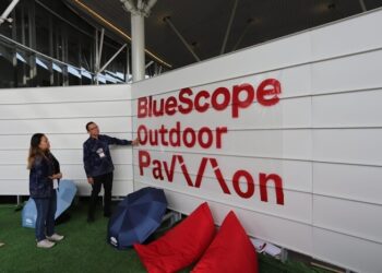 Instalasi Ikonik dan Eksplorasi Desain Baja dari BlueScope  