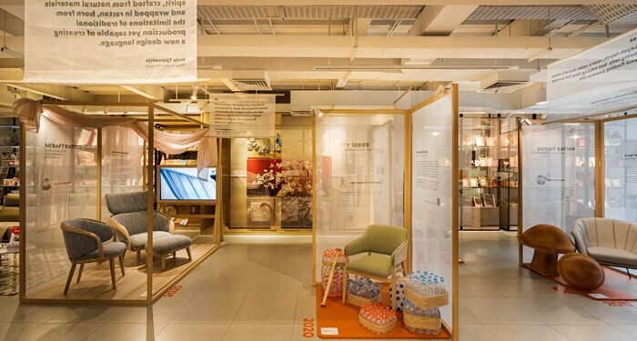 Instalasi Seni UNFOLD: The Soul of Craft Dari 10 Desainer