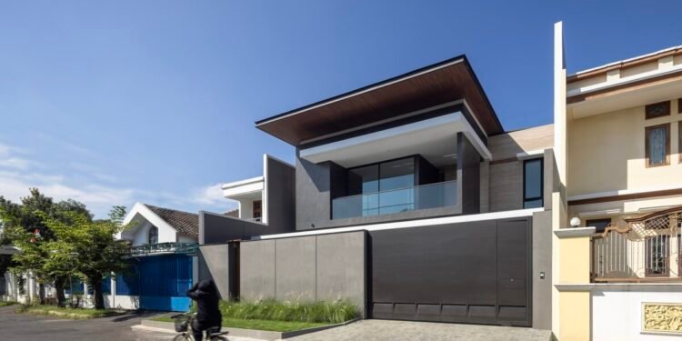 Zen Austerity: Ketenangan dalam Kompleksitas Rumah & Manusia Modern