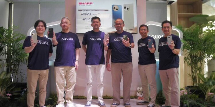 Sharp Perluas Lini Smartphone Premium