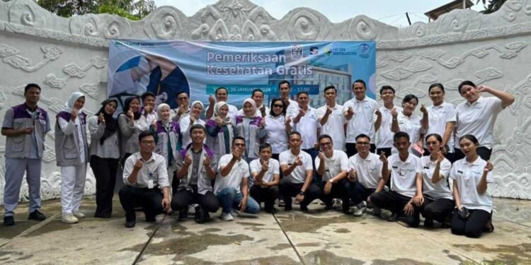 Metland Hotel Cirebon Gelar Bakti Sosial