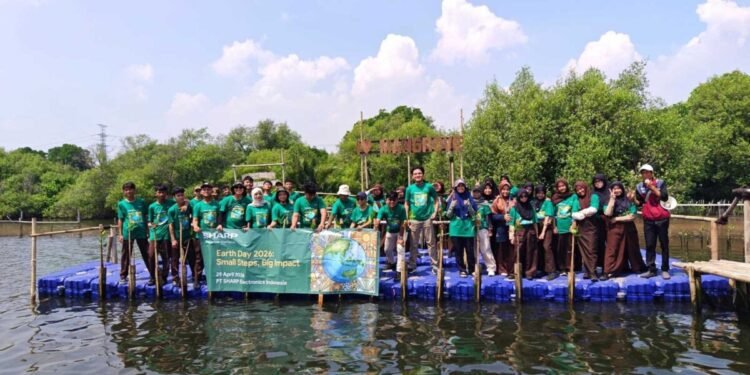 Sharp Indonesia Lakukan Aksi Nyata di Hari Bumi 2026