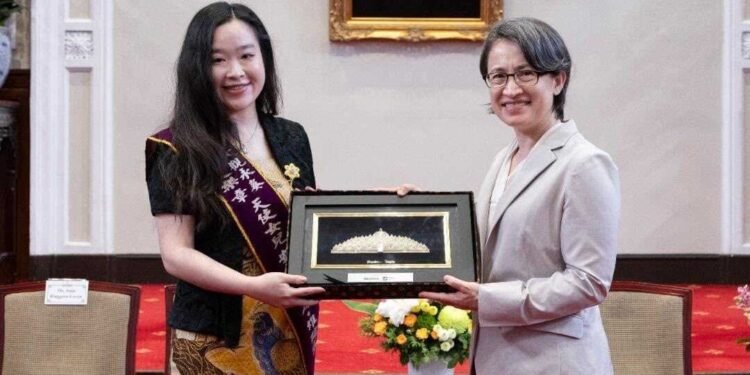 Fervent Global Love of Lives Award untuk Filantropis Indonesia